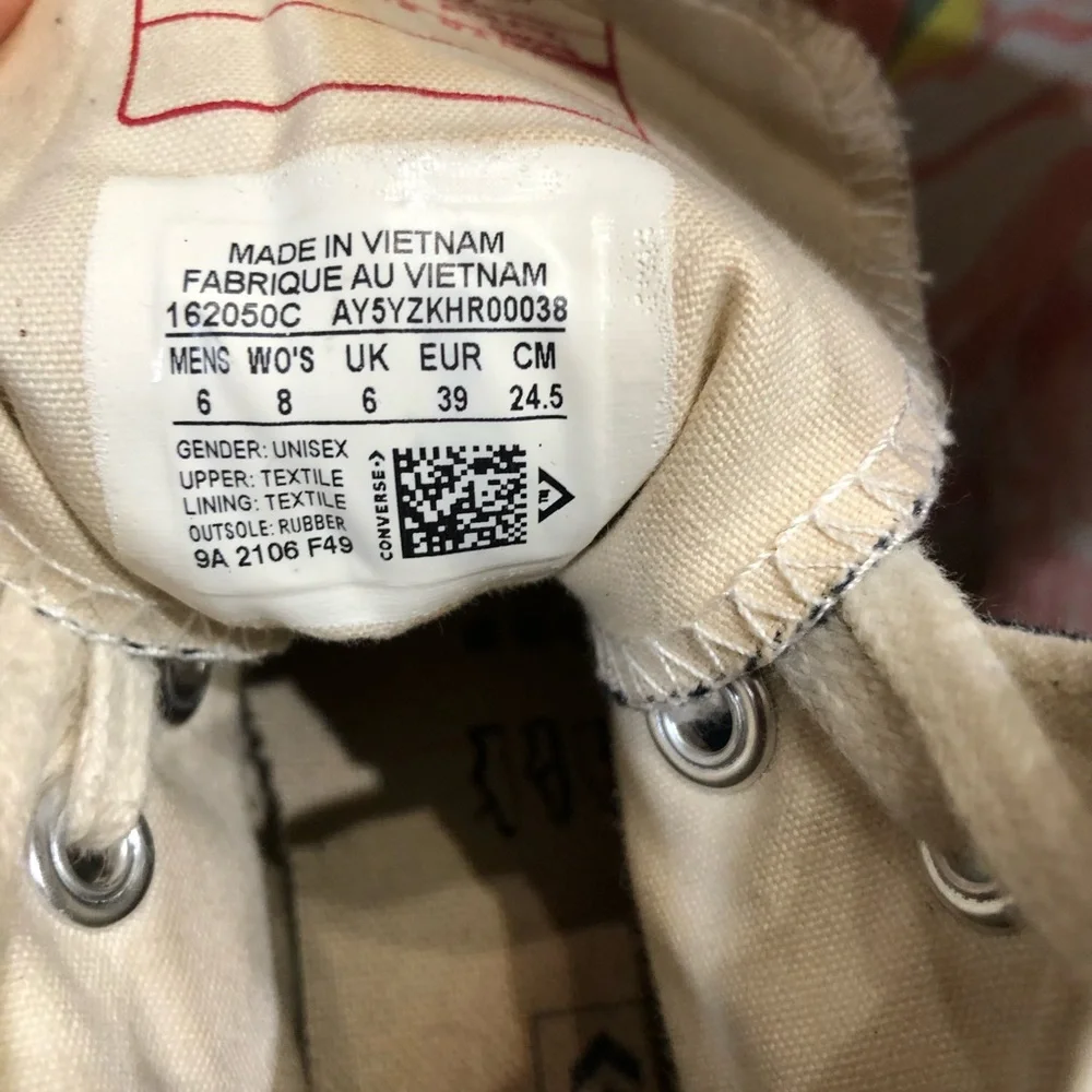 Converse Chuck 70’s Black High-Tops - Picture 7 of 8